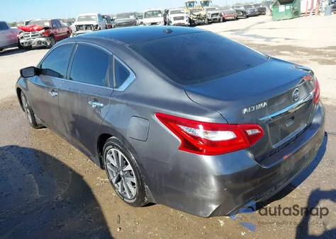 2016 Nissan Altima 2.5 Sv z USA, uszkodzony, nr VIN 1N4AL3AP4GC294171